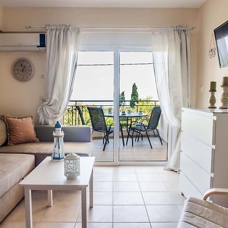 Lovely Apartment Next To The Sea Lygia Korinthias Ligia  Экстерьер фото